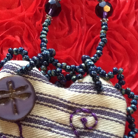 Handmade reversible Beaded quilt necklace - Picture 5 of 8